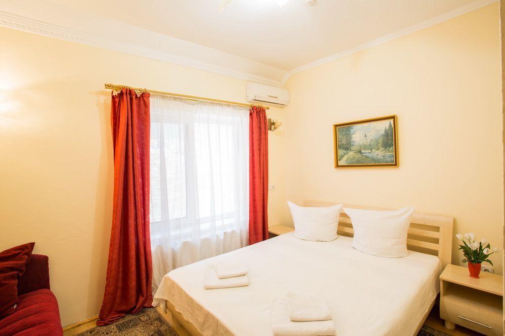 Gracia + Berehove (Transcarpathia) Exterior photo